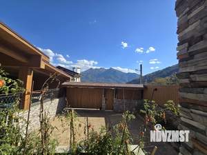 Коттедж 313м², 2-этажный, участок 5 сот.  