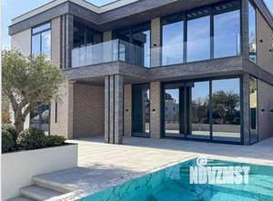 Дом 340м², 2-этажный, участок 6 сот.  