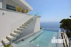 Дом 250м², 2-этажный, участок 7 сот.  