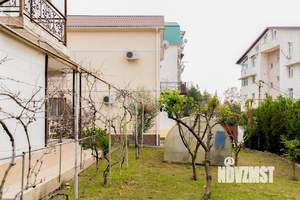 Коттедж 400м², 3-этажный, участок 10 сот.  