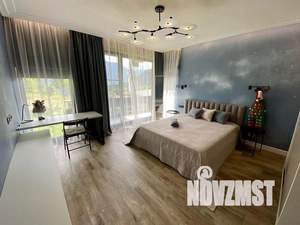 Дом 289м², 3-этажный, участок 6 сот.  