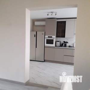 Коттедж 260м², 3-этажный, участок 6 сот.  