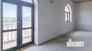 Дом 606м², 3-этажный, участок 7 сот.  