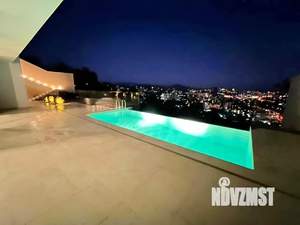 Дом 280м², 2-этажный, участок 10 сот.  