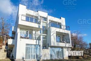 Дом 350м², 3-этажный, участок 7 сот.  