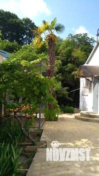 Дом 228м², 3-этажный, участок 11 сот.  