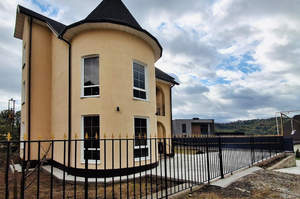 Дом 321м², 3-этажный, участок 5 сот.  