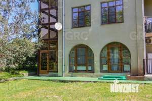 Дом 540м², 4-этажный, участок 12 сот.  