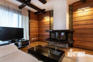 Коттедж 230м², 2-этажный, участок 15 сот.  