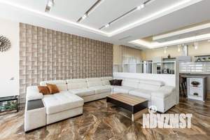 Дом 285м², 3-этажный, участок 8 сот.  