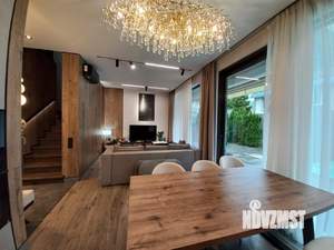 Дом 141м², 3-этажный, участок 3 сот.  