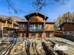 Дом 295м&sup2;, 2-этажный, участок 5 сот.  