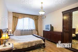Дом 540м², 4-этажный, участок 5 сот.  
