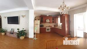 Дом 470м², 3-этажный, участок 12 сот.  