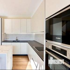 Дом 300м², 2-этажный, участок 6 сот.  