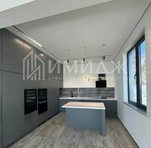 Дом 320м², 2-этажный, участок 7 сот.  