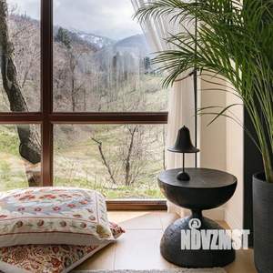 Коттедж 221м², 2-этажный, участок 6 сот.  