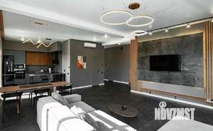 Дом 250м², 2-этажный, участок 11 сот.  