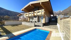 Дом 180м², 2-этажный, участок 4 сот.  