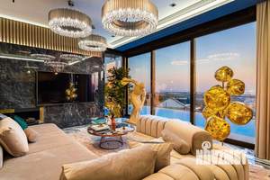 Коттедж 350м², 2-этажный, участок 12 сот.  