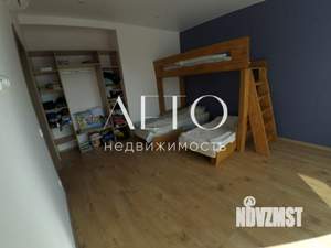 Дом 200м², 2-этажный, участок 5 сот.  