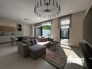 Коттедж 268м&sup2;, 2-этажный, участок 8 сот.  