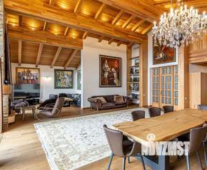 Дом 600м², 2-этажный, участок 26 сот.  