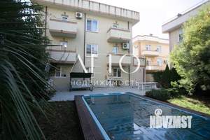Дом 325м², 3-этажный, участок 8 сот.  
