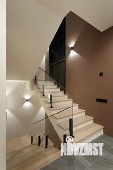 Коттедж 280м&sup2;, 2-этажный, участок 4 сот.  