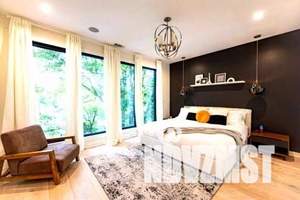Коттедж 400м², 3-этажный, участок 20 сот.  
