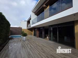 Дом 300м&sup2;, 2-этажный, участок 10 сот.  