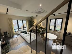 Дом 190м², 3-этажный, участок 10 сот.  