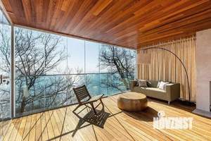 Коттедж 390м², 3-этажный, участок 9 сот.  