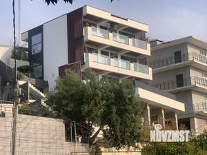 Коттедж 520м², 3-этажный, участок 5 сот.  