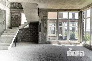 Дом 273м², 2-этажный, участок 1 сот.  