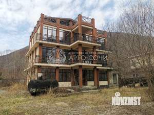 Дом 382м&sup2;, 3-этажный, участок 13 сот.  