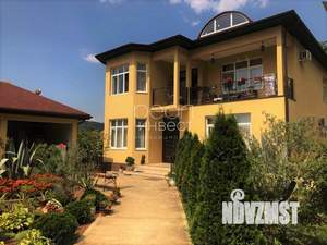 Дом 250м², 2-этажный, участок 5 сот.  