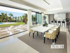Дом 250м², 2-этажный, участок 10 сот.  