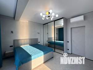 Коттедж 243м², 2-этажный, участок 5 сот.  