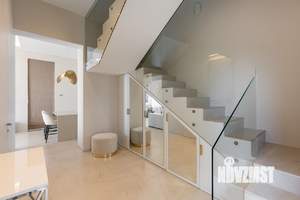 Дом 320м², 2-этажный, участок 10 сот.  