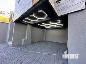 Коттедж 200м², 2-этажный, участок 4 сот.  