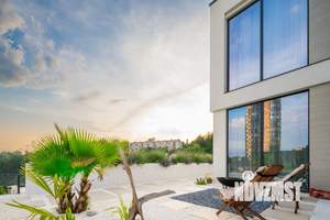 Дом 280м², 2-этажный, участок 7 сот.  