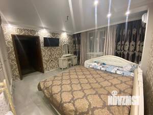 Дом 261м², 3-этажный, участок 4 сот.  