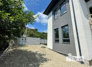 Дом 209м&sup2;, 2-этажный, участок 2 сот.  