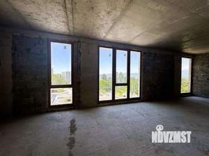 Дом 220м², 2-этажный, участок 4 сот.  