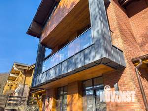 Дом 295м&sup2;, 2-этажный, участок 5 сот.  