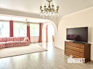 Дом 340м², 2-этажный, участок 14 сот.  