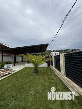 Дом 210м², 2-этажный, участок 6 сот.  