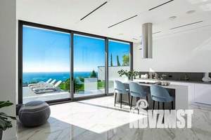 Дом 300м², 2-этажный, участок 20 сот.  