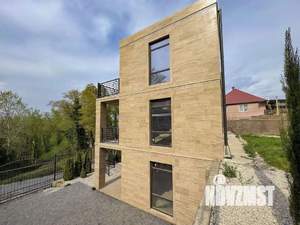 Дом 175м², 3-этажный, участок 5 сот.  